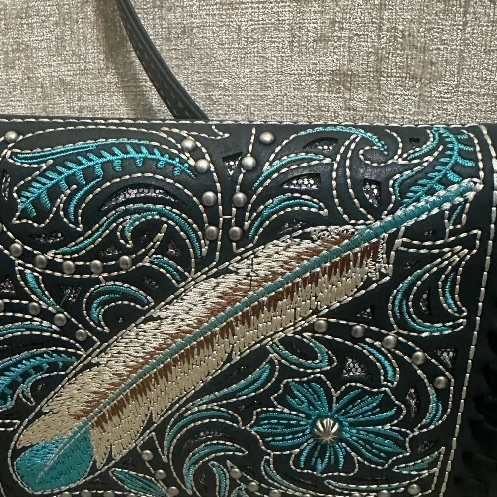 American Bling Embroidered Black and Blue Women's crossbody Bag, western - Picture 2 of 5